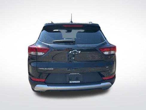 Used 2023 Chevrolet TrailBlazer LT w/ Convenience Package image 5