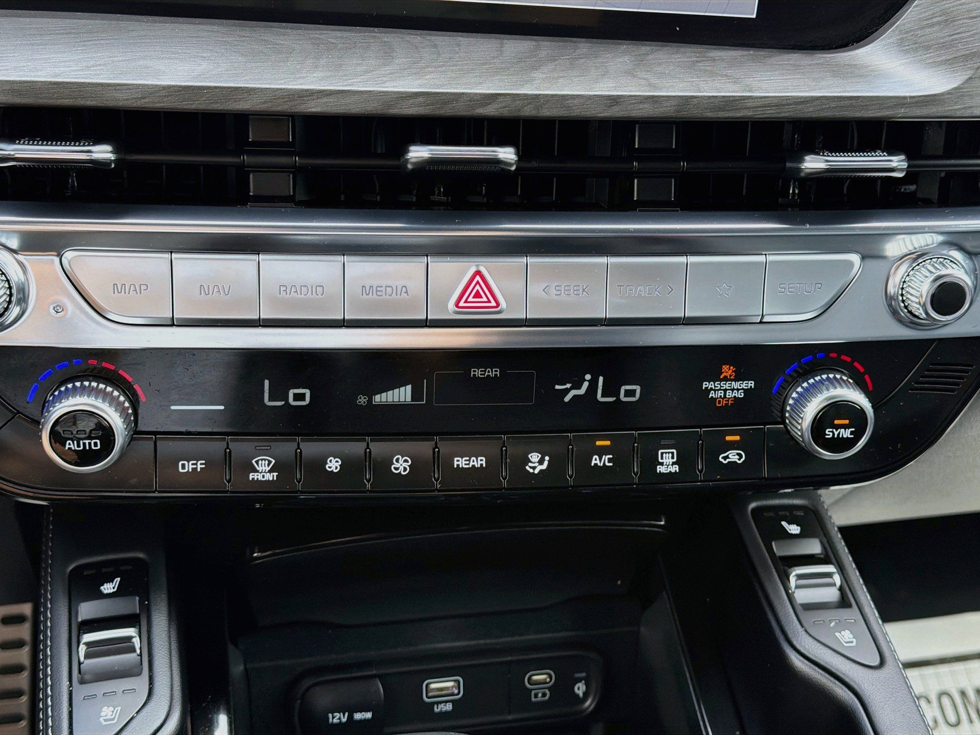 Used 2024 Kia Telluride SX Prestige X-Pro AWD/4WD image 37
