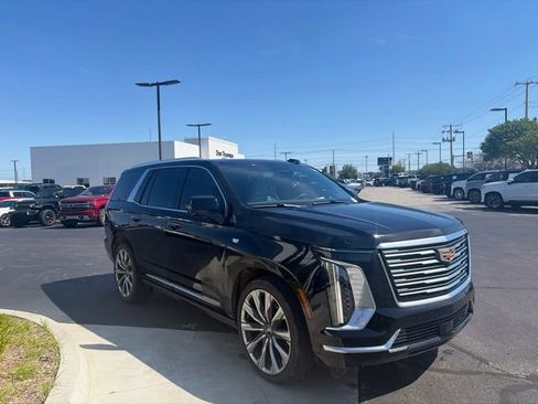 Certified 2026 Cadillac Escalade Platinum Luxury w/ LPO, Floor Liner Package AWD/4WD image 3