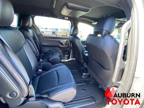 New 2026 Toyota Sienna XSE AWD/4WD image 17