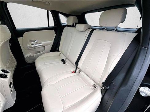 Used 2022 Mercedes-Benz GLA 250 image 28