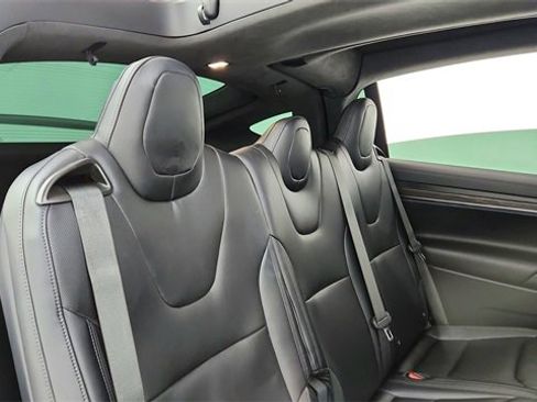 Used 2022 Tesla Model X image 24