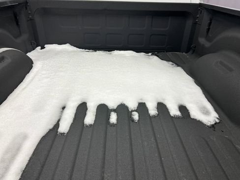 Used 2024 RAM 2500 Big Horn w/ Safety Group image 23