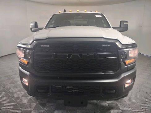 Used 2024 RAM 3500 Tradesman AWD/4WD image 2
