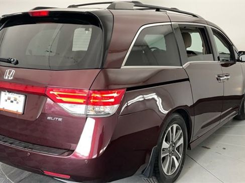 Used 2014 Honda Odyssey Touring image 12