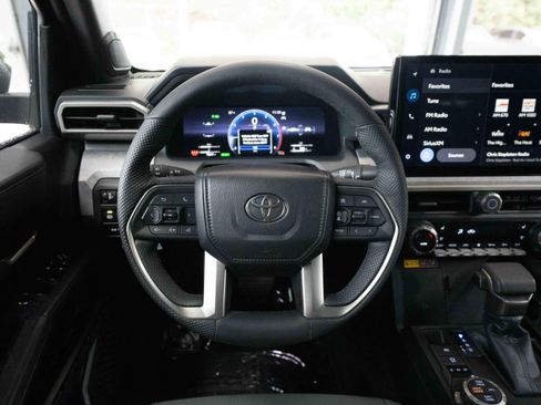 Certified 2025 Toyota Tacoma 4x4 Double Cab Hybrid image 22
