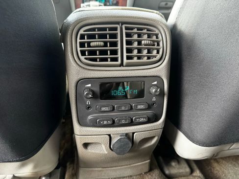 Used 2006 GMC Envoy SLT image 13