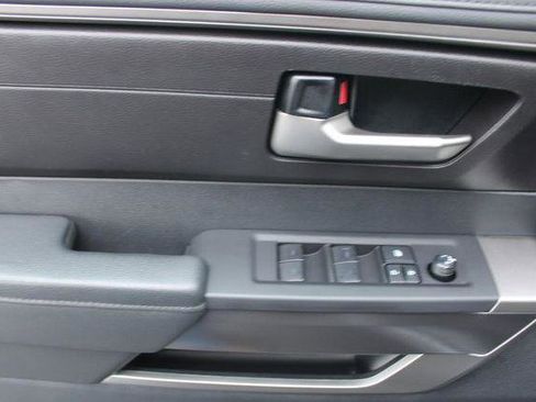 Certified 2022 Toyota Tundra SR5 w/ SR5 Convenience Package AWD/4WD image 15