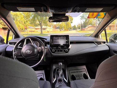 Used 2020 Toyota Corolla SE image 8