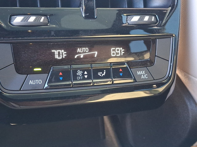 Certified 2024 BMW iX xDrive50 w/ Sport Package AWD/4WD image 11