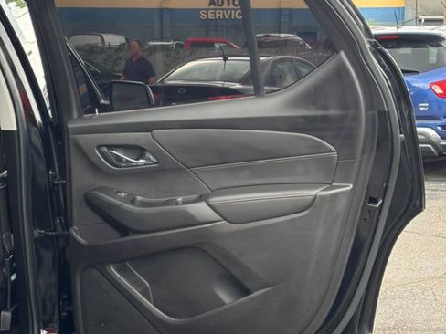 Used 2019 Chevrolet Traverse LS FWD image 19