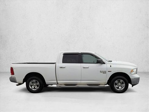 Used 2019 RAM 1500 Classic SLT image 4