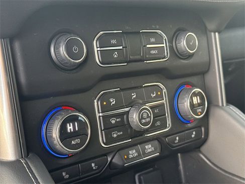 Used 2023 Chevrolet Tahoe LT image 18