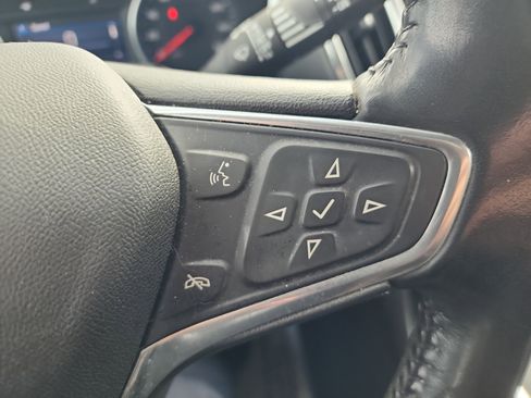 Used 2019 Chevrolet Equinox LT image 19