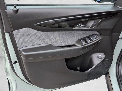 Used 2025 Chevrolet TrailBlazer LT w/ Convenience Package image 11