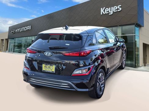 Certified 2023 Hyundai Kona SE w/ Cargo Package image 4