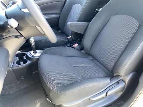 Used 2018 Nissan Versa SV FWD image 15