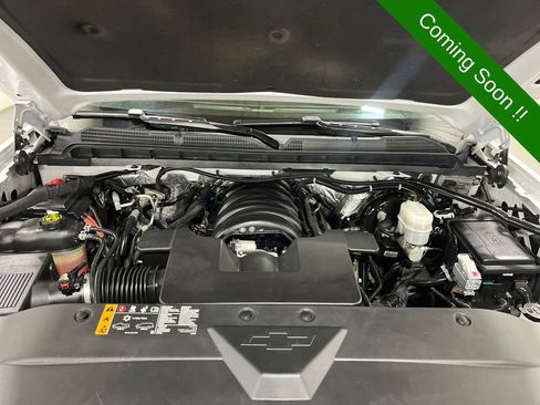 Used 2018 Chevrolet Silverado 1500 High Country image 38