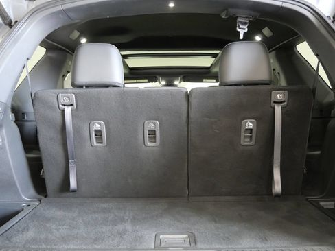 Used 2025 Honda Pilot TrailSport image 28