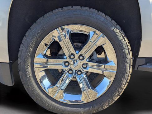 Used 2018 Chevrolet Tahoe LT image 27