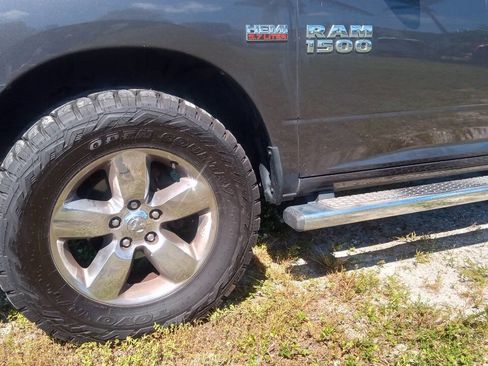 Used 2014 RAM 1500 Big Horn image 19