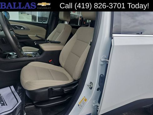 Certified 2023 Chevrolet Traverse LS FWD image 20