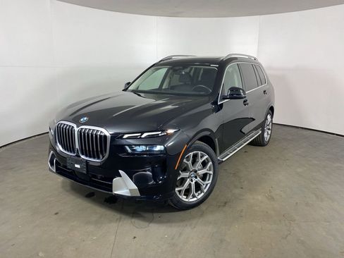 Used 2023 BMW X7 xDrive40i w/ Premium Package AWD/4WD image 1