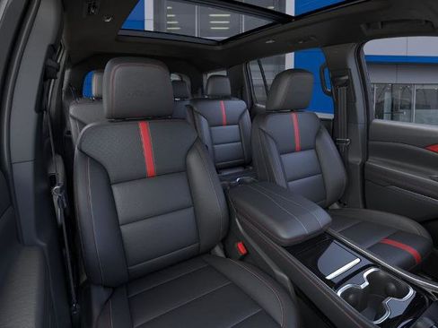 New 2026 Chevrolet Traverse RS w/ LPO, Floor Liner Package AWD/4WD image 16