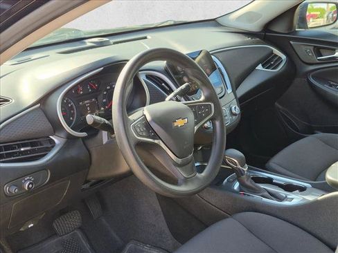 Used 2024 Chevrolet Malibu LT FWD image 9