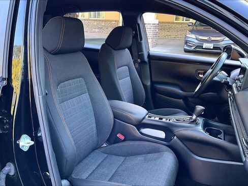 Certified 2023 Honda HR-V Sport image 9