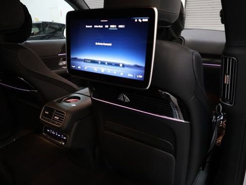 Used 2026 Mercedes-Benz Maybach GLS 600 4MATIC image 96