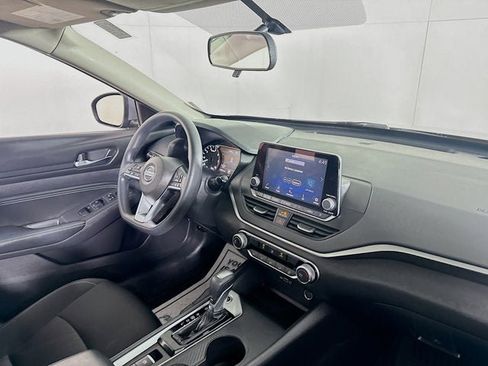 Used 2020 Nissan Altima 2.5 S image 23