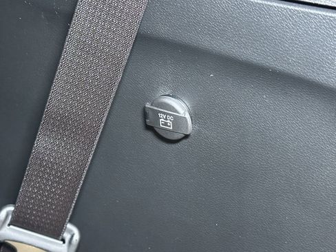 New 2026 Chrysler Pacifica Select image 16