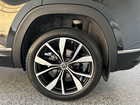 New 2026 Volkswagen Atlas Cross Sport SEL Premium R-Line AWD/4WD image 44