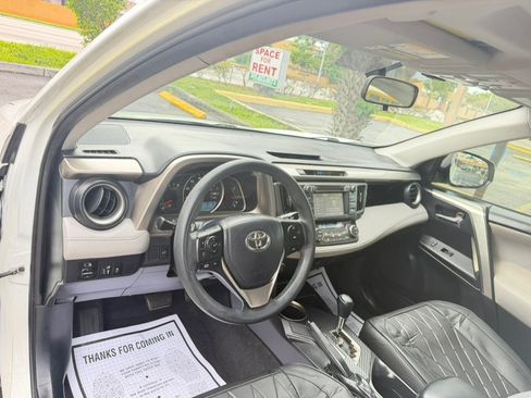 Used 2015 Toyota RAV4 XLE FWD image 12