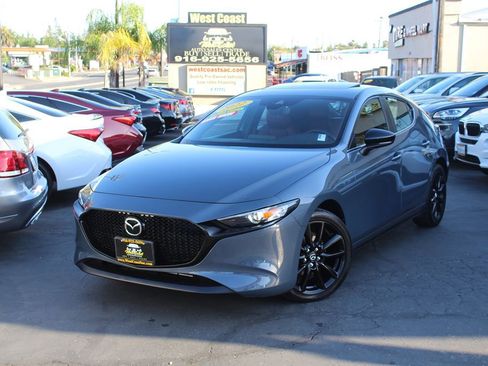 Used 2022 MAZDA MAZDA3 s FWD image 39