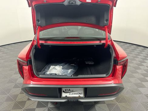 New 2025 Kia K4 LXS image 33