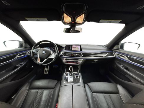 Used 2019 BMW 750i xDrive 750i xDrive Sedan 4D w/ Executive Package image 17