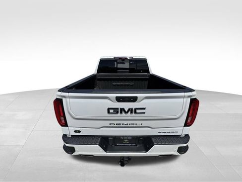 Used 2021 GMC Sierra 1500 Denali w/ Denali Ultimate Package AWD/4WD image 10