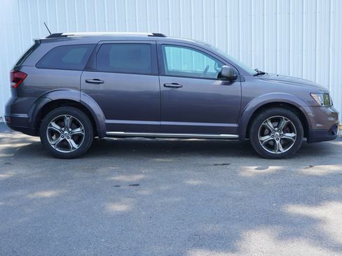Used 2018 Dodge Journey Crossroad AWD/4WD image 2