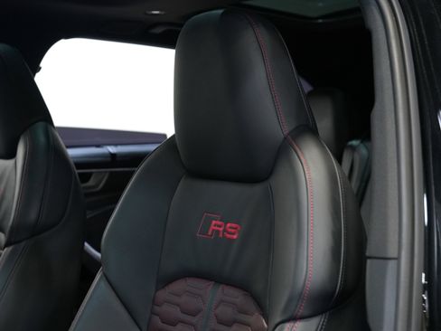 Used 2024 Audi RS 6 performance image 29
