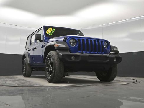 Used 2019 Jeep Wrangler Unlimited Sport S AWD/4WD image 33