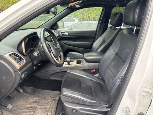 Used 2015 Jeep Grand Cherokee Altitude AWD/4WD image 14