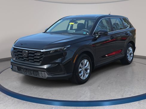 Used 2023 Honda CR-V LX image 1