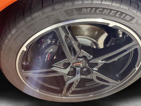 Certified 2020 Chevrolet Corvette Stingray Preferred Cpe w/ 2LT Preferred Equipment Group RWD image 34