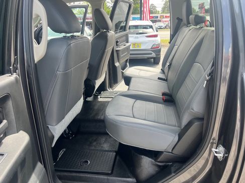 Used 2020 RAM 1500 Tradesman AWD/4WD image 12