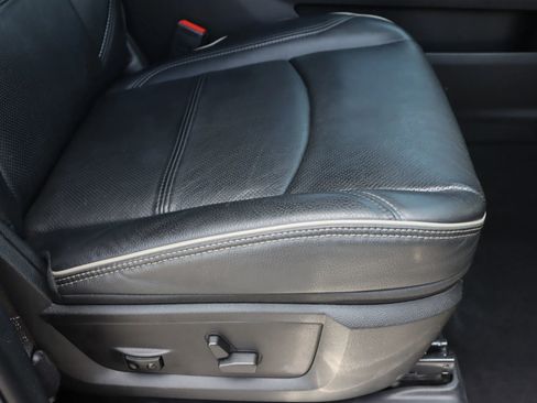 Used 2021 RAM 2500 Limited image 27