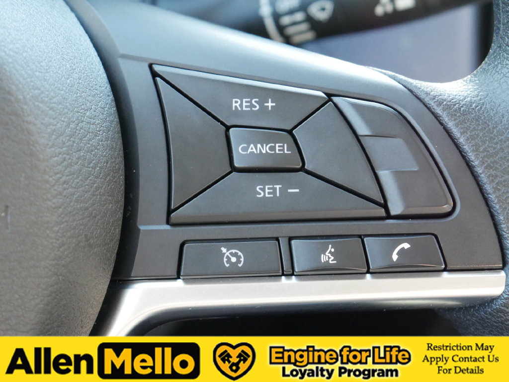 Used 2024 Nissan Versa SV FWD image 24