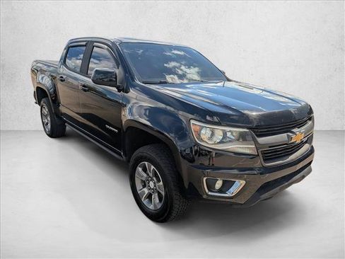 Used 2019 Chevrolet Colorado Z71 AWD/4WD image 3