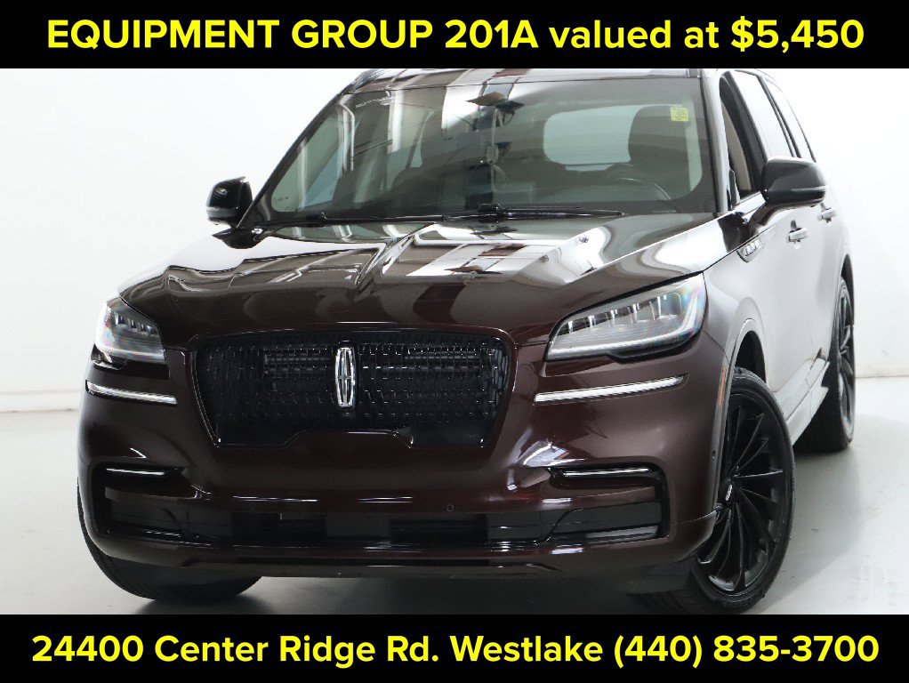 Used 2024 Lincoln Aviator Reserve w/ Equipment Group 201A AWD/4WD image 3